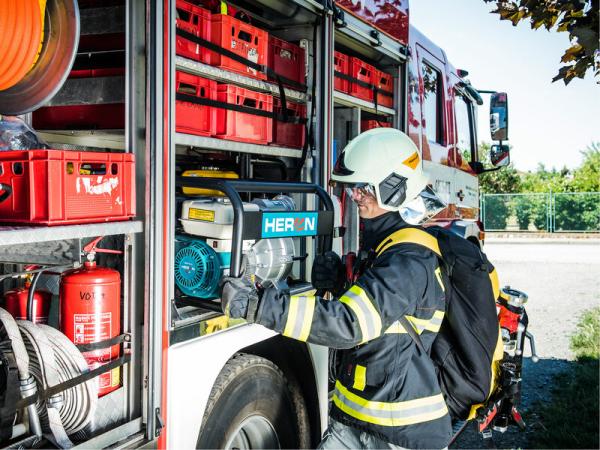 HERON Čerpadlo kalové motorové EMPH 80 W 8895105 4