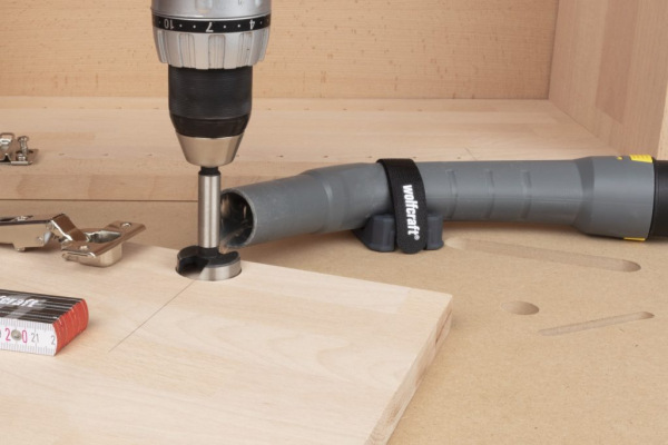 Wolfcraft Držiak hadice vysávača pre pracovné stoly, wolfcraft 6891000 4