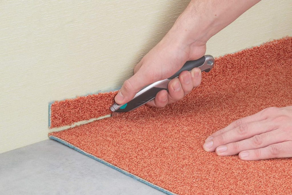 Wolfcraft Nôž s trapézovou čepeľou Profi Auto-Load so zasúvaním a zásobníkom na 6ks čepelí, wolfcraf 2