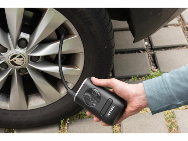EXTOL PREMIUM 8891511 Kompresor akumulátorový, 7,4V/2Ah Li-ion, max. 10bar, 15l/min 1